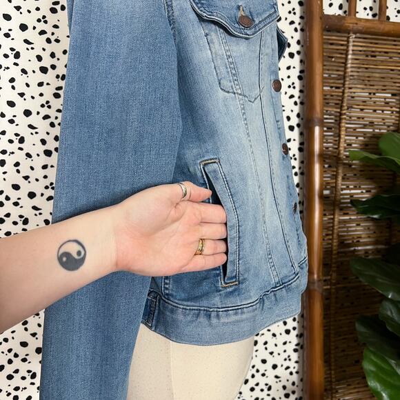 Calvin Klein | Denim Trucker Light Wash Blue Button Designer Jean Jacket XL EUC - Picture 5 of 11